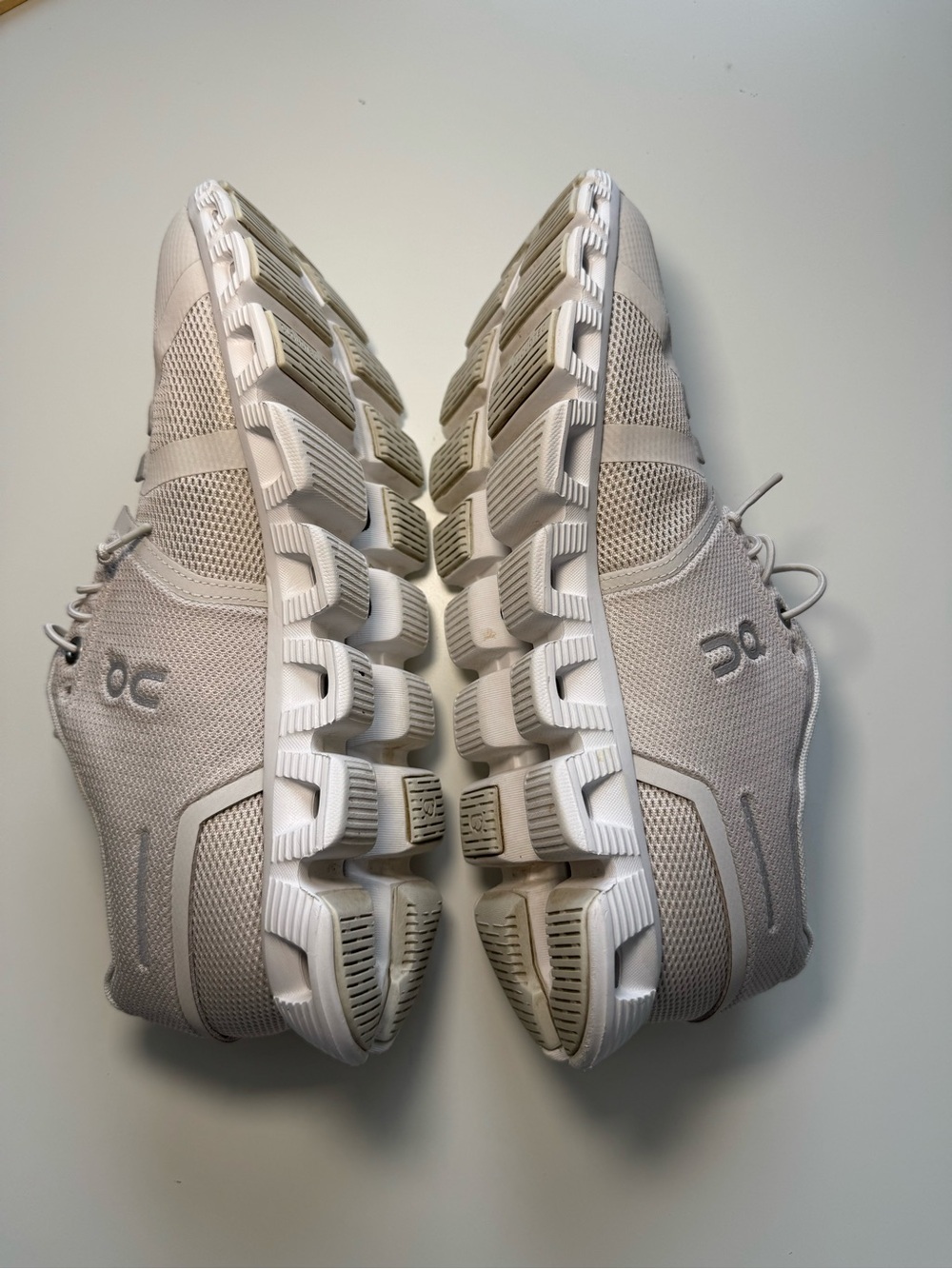 On Cloud 5 CloudTec® Zero-Gravity foam Running Shoes Women’s size 8.5 Pearl - Picture 8 of 15